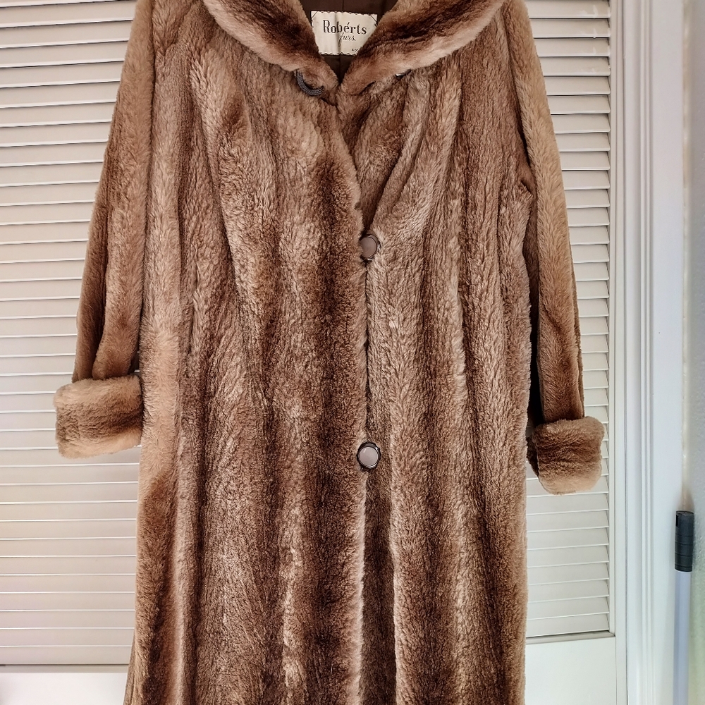 Fur coat - Picture 5 of 5